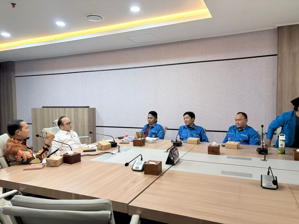 TANGSEL – Wakil Ketua DPRD Kota Tangerang Selatan (Tangsel), H.M. Yusuf, Lc mendorong Dinas Kepemudaan dan Olahraga (Dispora) untuk segera melakukan perubahan paradigma dalam pola pembinaan kepemudaan di wilayah tersebut.