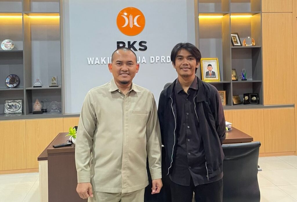 Wakil Ketua DPRD Tangsel Terima Mahasiswa UIN Ciputat Teliti Preferensi Pemilih PKS